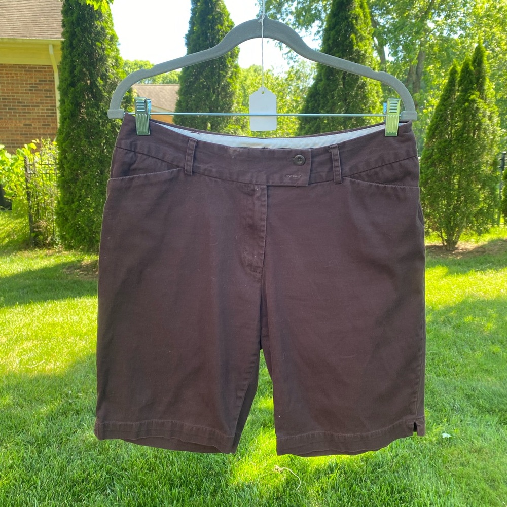 Y2K 2000s London Fit Bermuda Shorts Brown Chino Style Women’s L (Estimated)